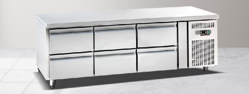 Freezer bentuk meja, estetik dan bisa ditaruh di bawah meja